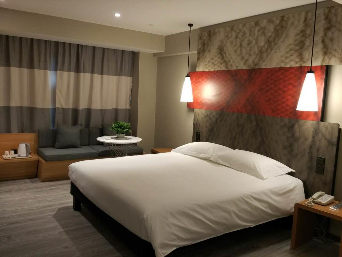 Ibis Chengdu West Jingcui Road Hotell Eksteriør bilde