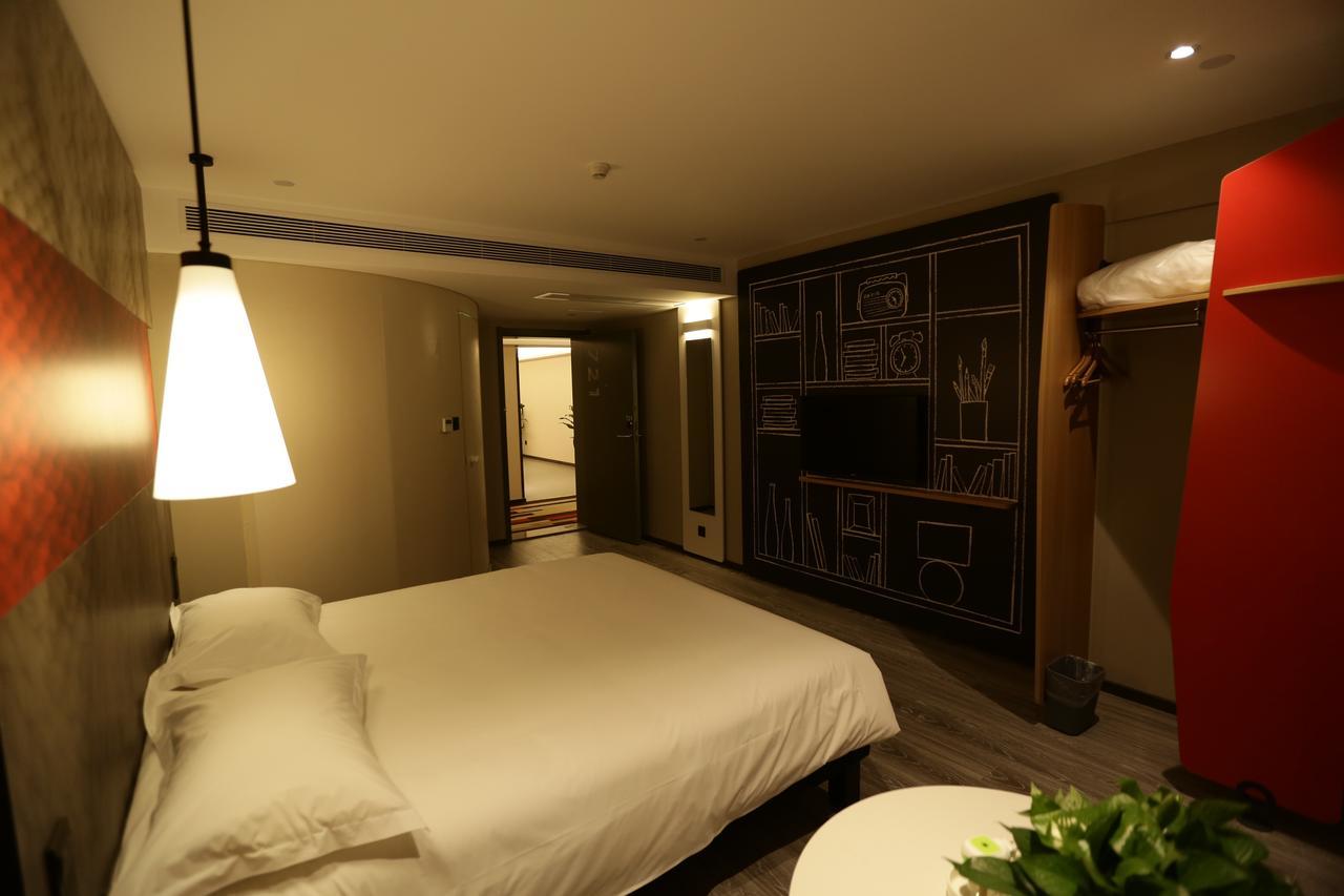 Ibis Chengdu West Jingcui Road Hotell Eksteriør bilde