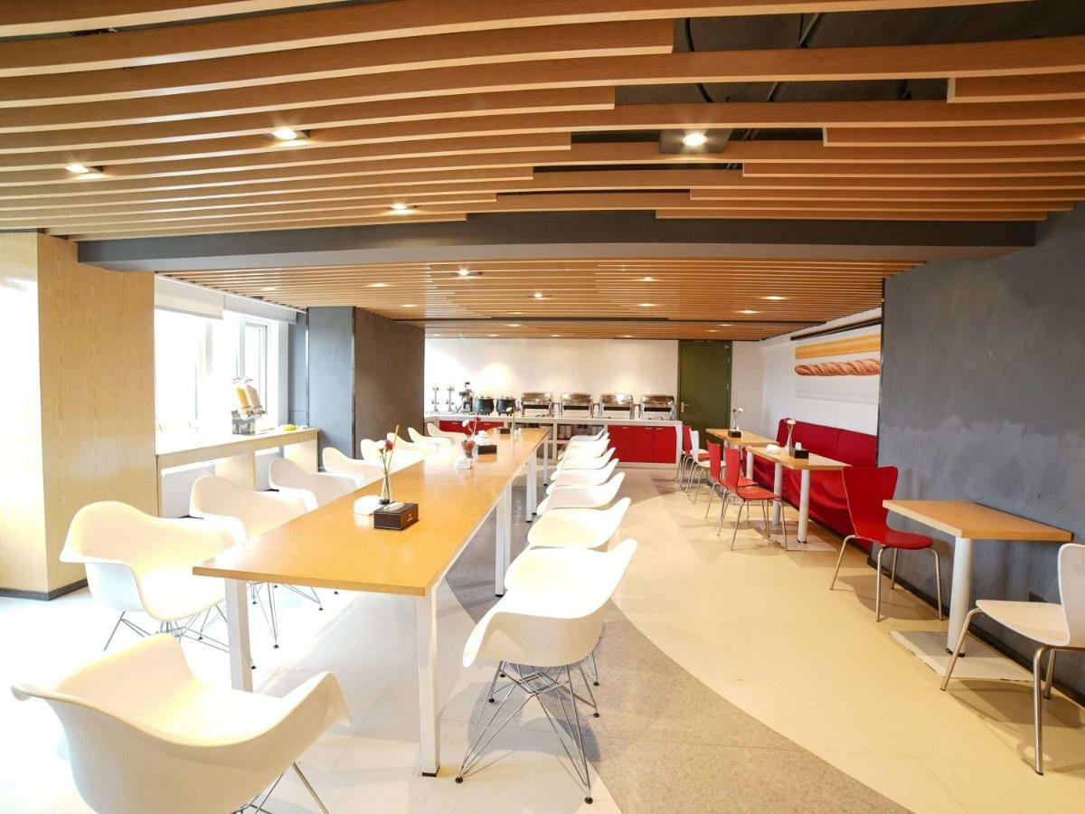 Ibis Chengdu West Jingcui Road Hotell Eksteriør bilde