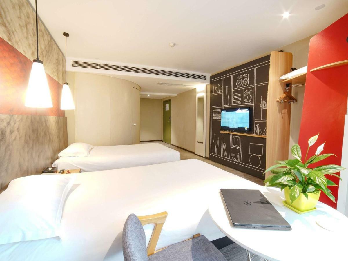 Ibis Chengdu West Jingcui Road Hotell Eksteriør bilde